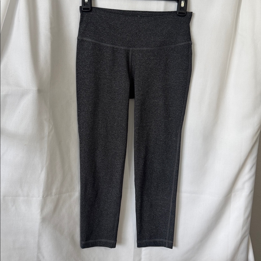 90 Degree by Reflex Charcoal Gray Heathered Cropped Capri Leggings XS